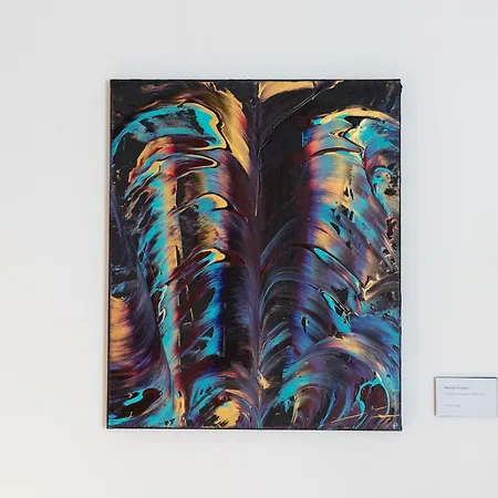 Hill - Art & -