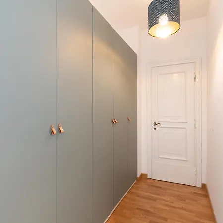 فندق مبيت وإفطار Hill - Art & - 4*