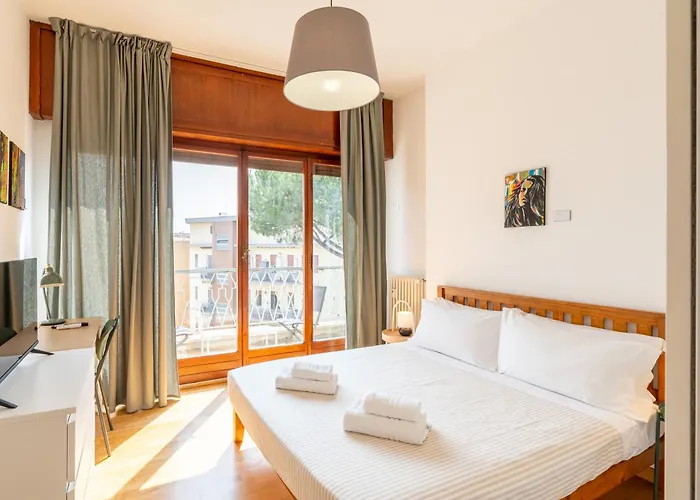 Hill - Art & - 4* Rome