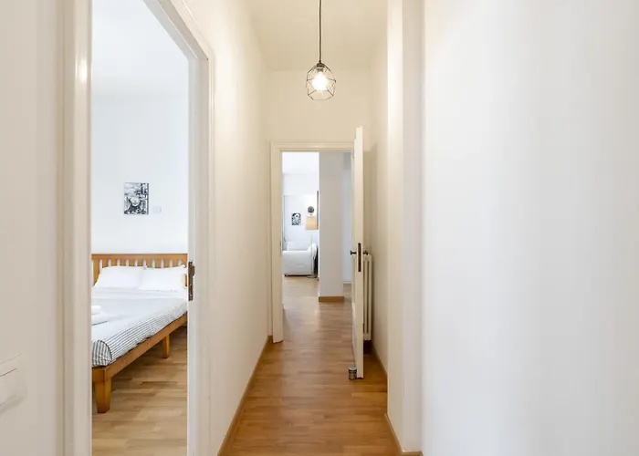 Hill - Art & - Couette-café