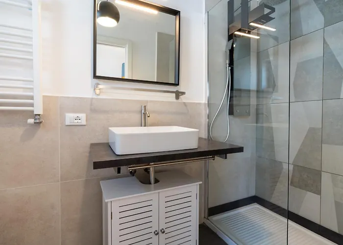 Hill - Art & - Couette-café Rome